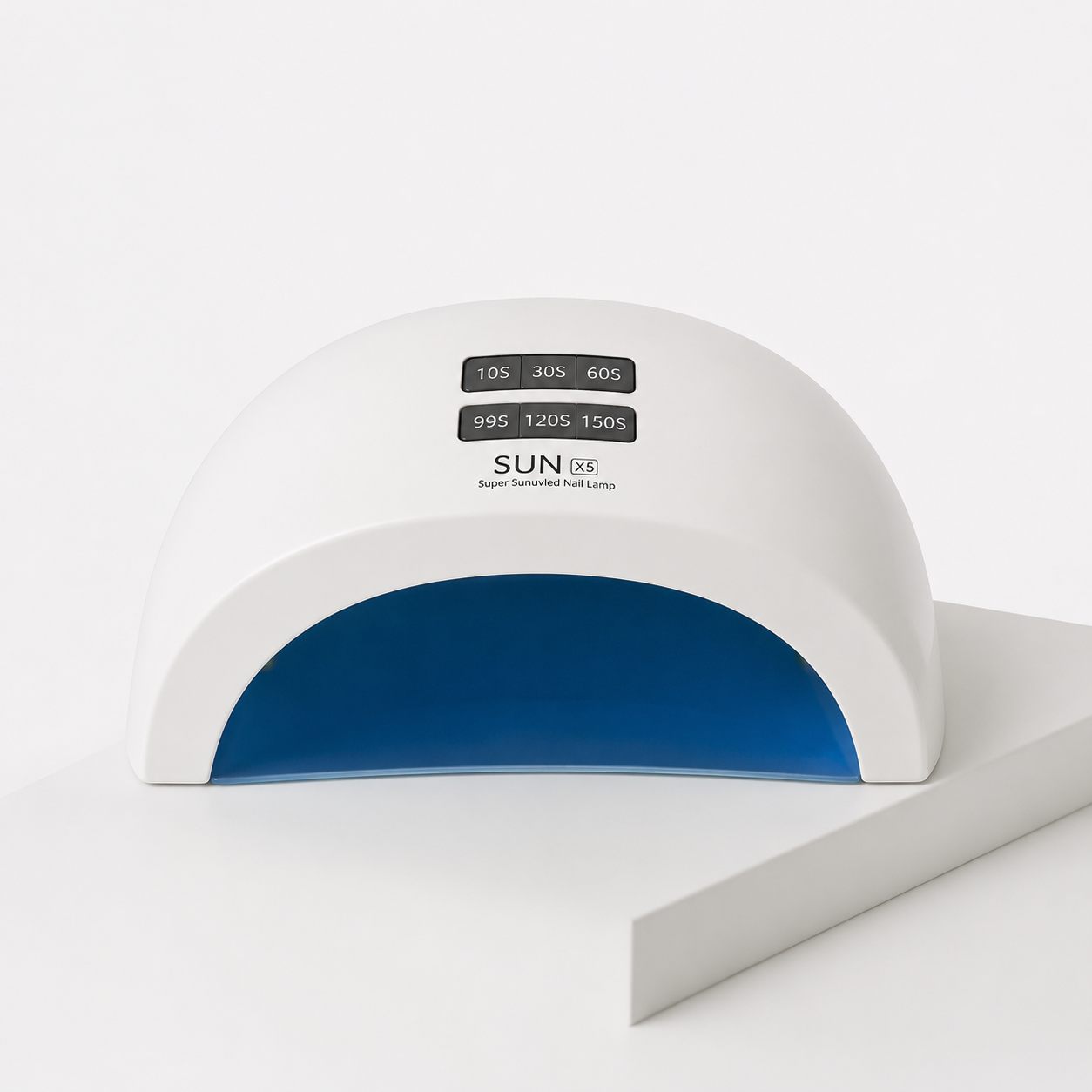 Lampe LED pour une manucure longue tenue jusqu'à 3 semaines.